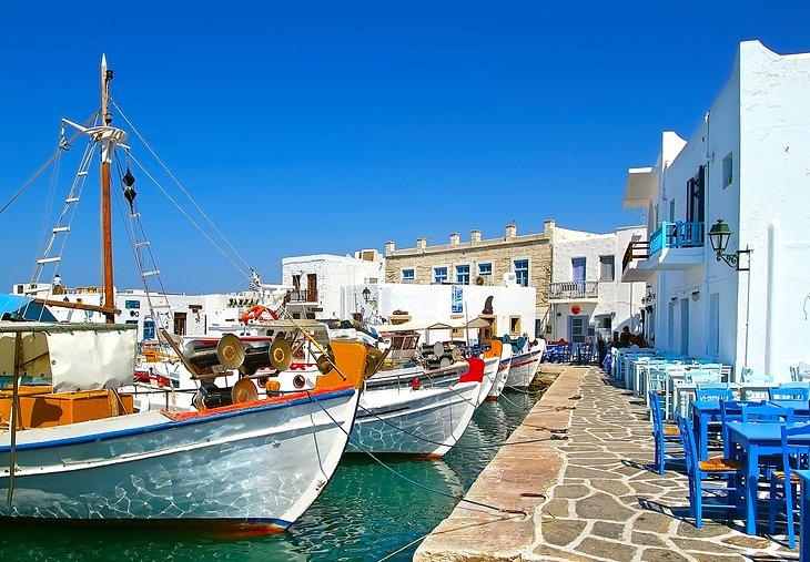 Pueblo pesquero de Náoussa en la Isla de Paros