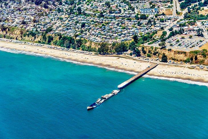 É épave du S.S. Palo Alto à Seacliff State Beach