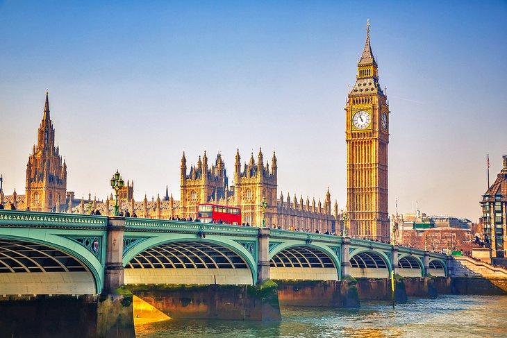 Big Ben y el Puente de Westminster en Londres