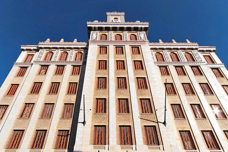 Edificio Bacardi en La Habana