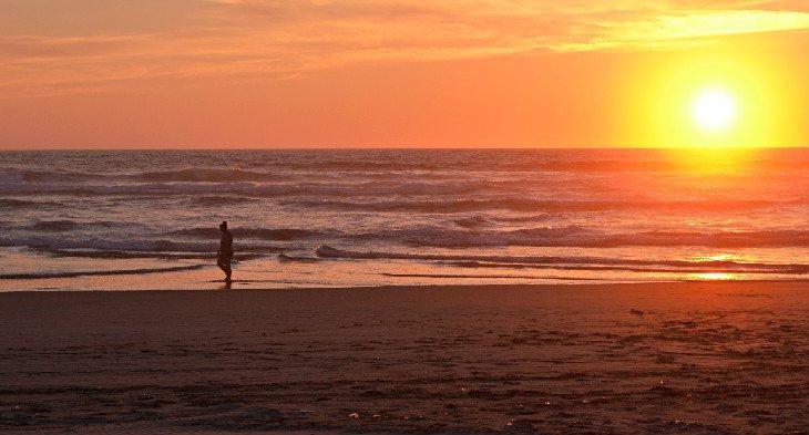 Playa accesible desde Washburne al atardecer