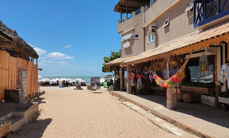 Una calle cerca de la playa en Jeri