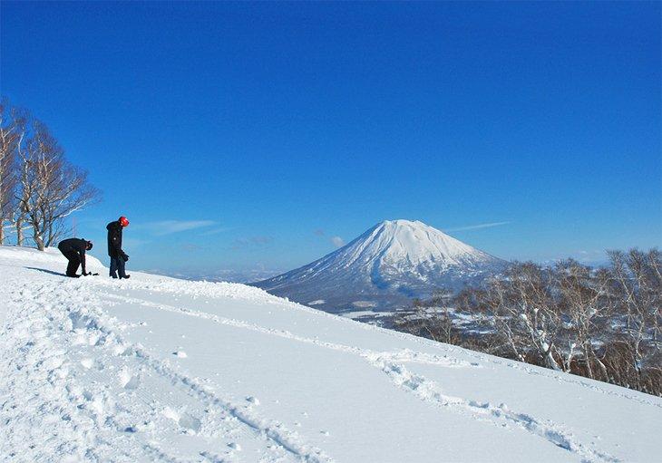 Niseko con el monte Fuji a lo lejos