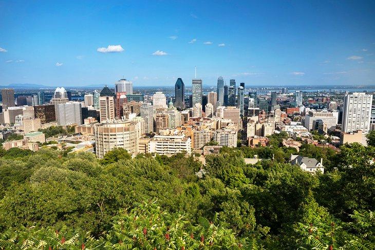 Vue du centre-ville de Montréal depuis le parc du Mont Royal