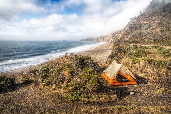 Zelt aufgeschlagen im Coast Camp, Point Reyes