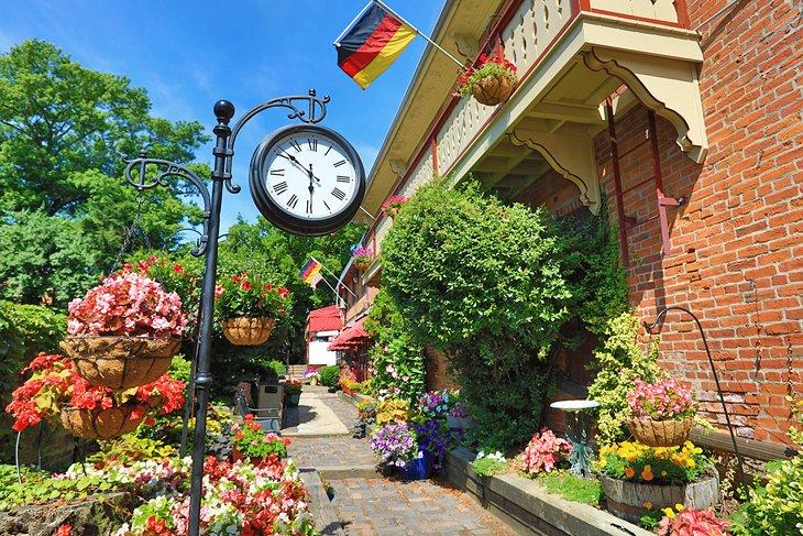 Flores coloridas en German Village