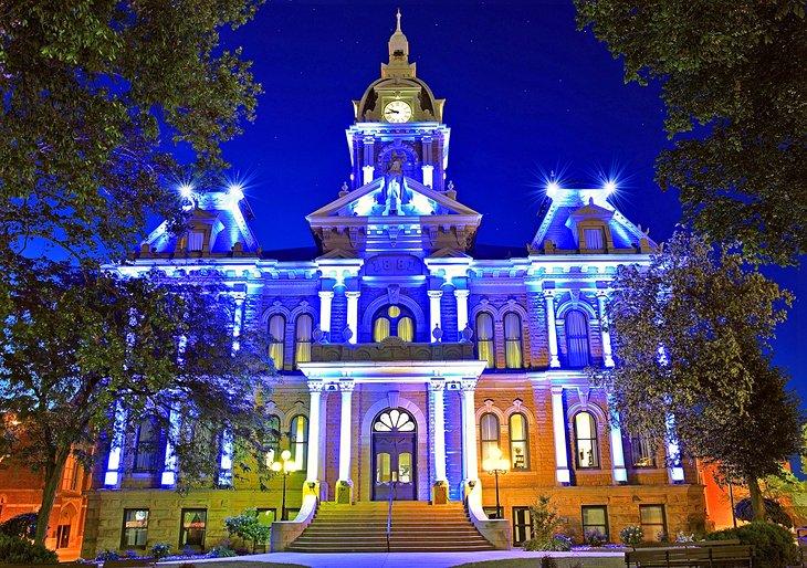 Juzgado del Condado de Guernsey por la noche, Cambridge