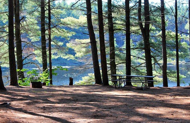 Camping Lago Pog