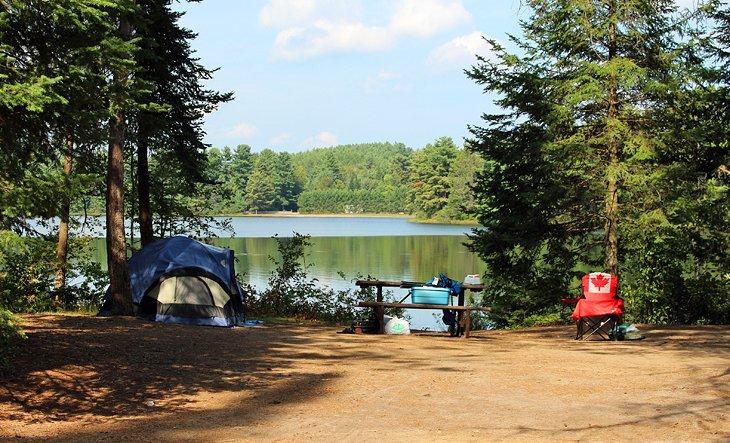 Camping Lago Mew