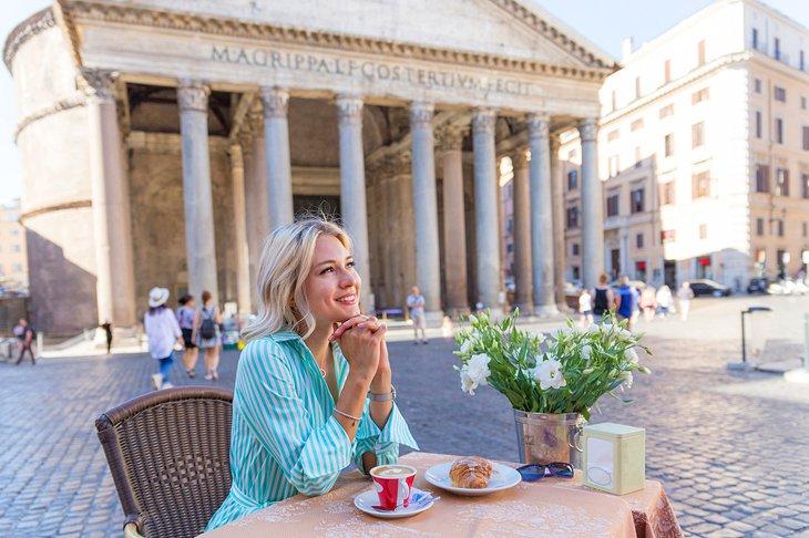Café vor dem Pantheon