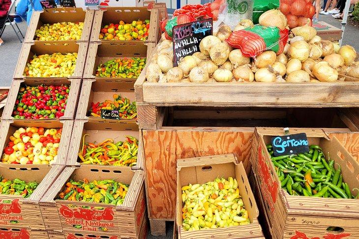 Productos frescos en el Mercado de Agricultores de Olympia