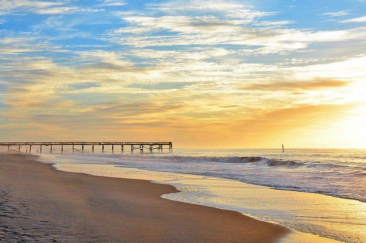 Amanecer en la Playa Atlantic, Carolina del Norte