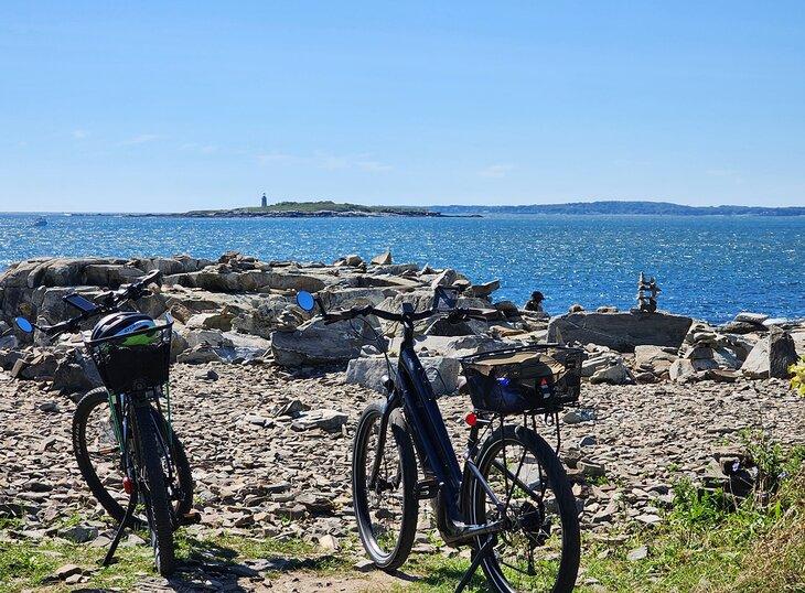 Vélos à Cairn Beach