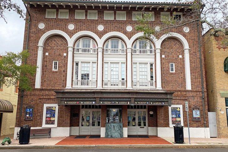 Teatro Cocoa Village