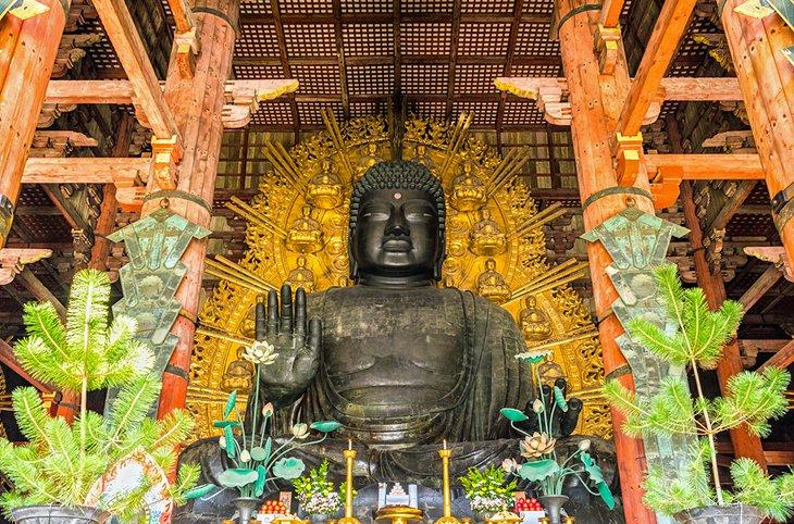 Naras großer Buddha