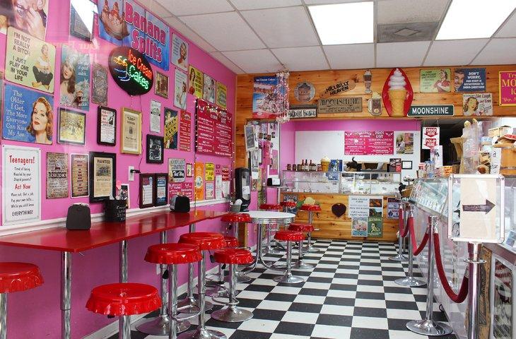 Tienda de Helados Hillbilly