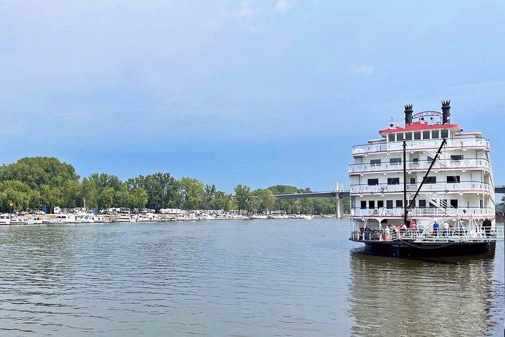 Raddampfer auf dem Mississippi in Red Wing