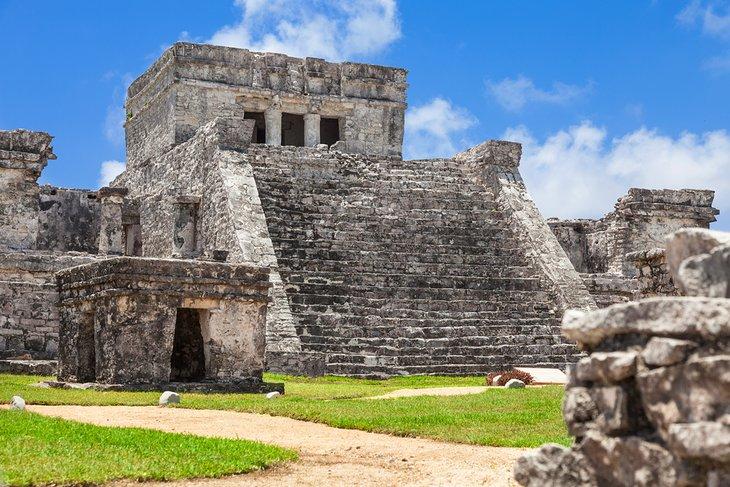El Castillo