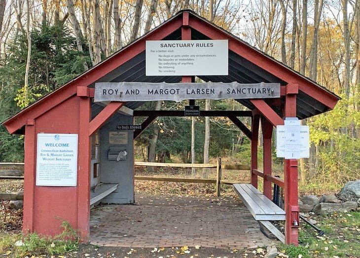 Santuario de Vida Silvestre Roy y Margot Larsen
