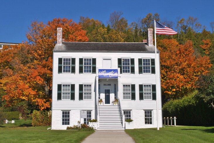 Museo de Arte Richard y Jane Manoogian Mackinac