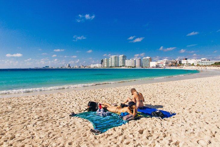Bain de soleil à Cancun