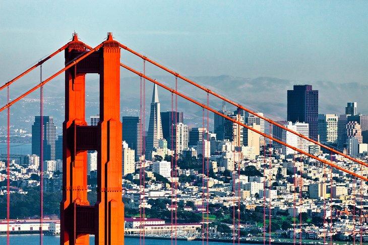 Pont du Golden Gate et centre-ville de San Francisco