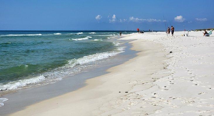 Playa Langdon cerca de Fort Pickens