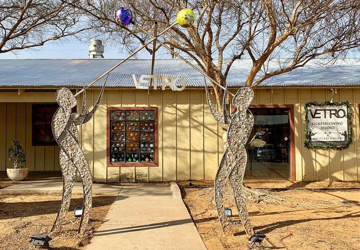 Vetro Glassblowing Studio et Gallery