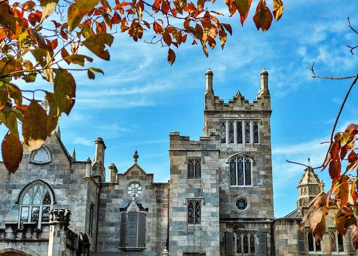Lyndhurst