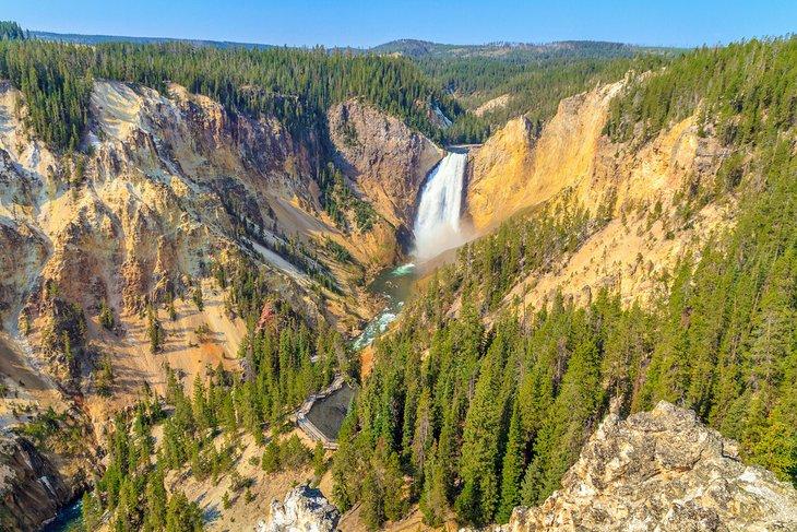 Cascadas inferiores en el Gran Cañón de Yellowstone