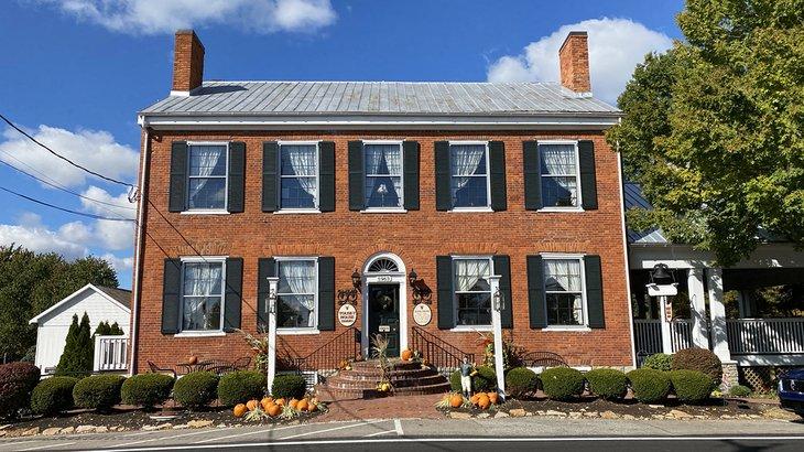Antiguo edificio en Burlington, KY