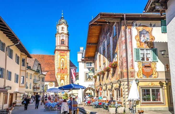 Le beau village bavarois de Mittenwald