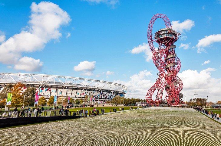 Los Sábanos del Somme en ArcellorMittal Orbit, Queen Elizabeth Olympic Park