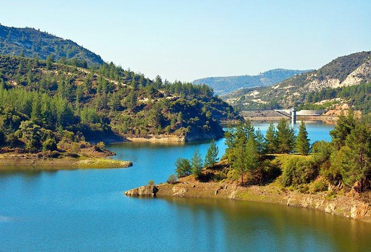 Embalse de Kannaviou