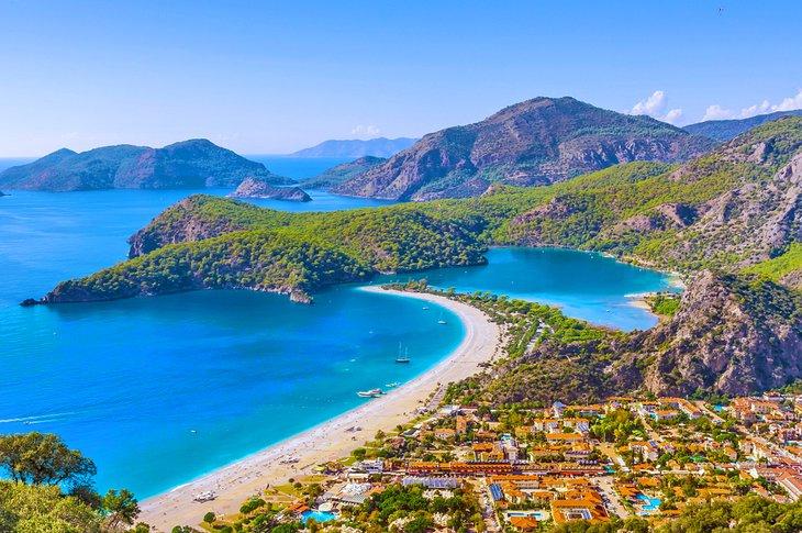 Playa y laguna de Ölüdeniz
