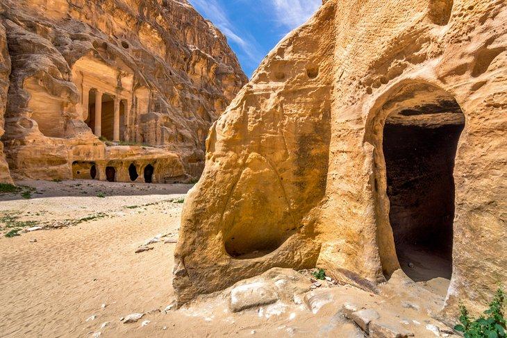 Sandstein-Höhlen in Kleines Petra