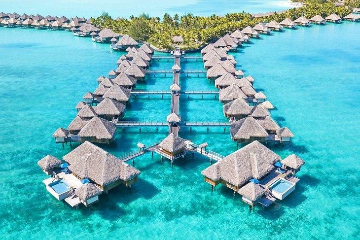 Source de la photo : The St. Regis Bora Bora Resort