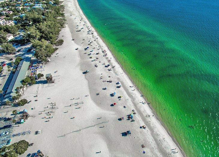 Playa Pública Manatee