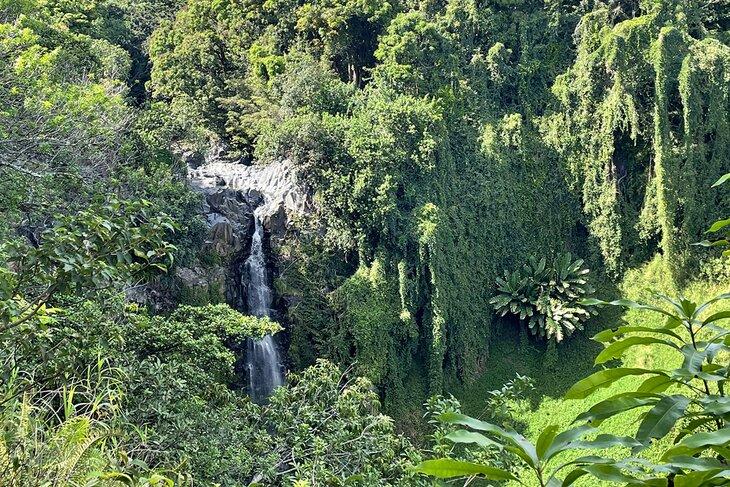 Makahiku Falls