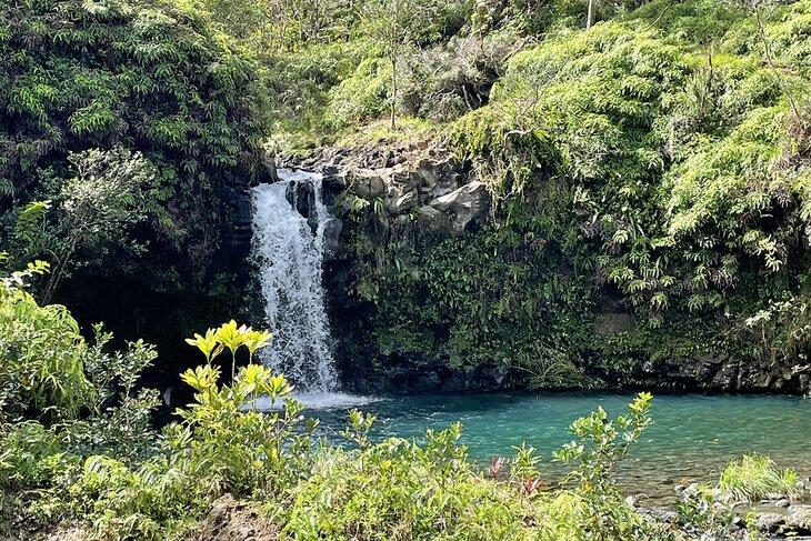 Pua'a Ka'a Falls