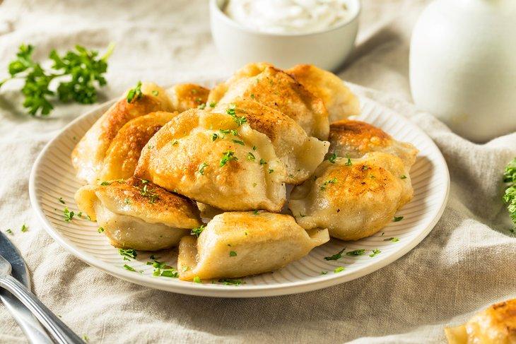 Pierogis con crema agria