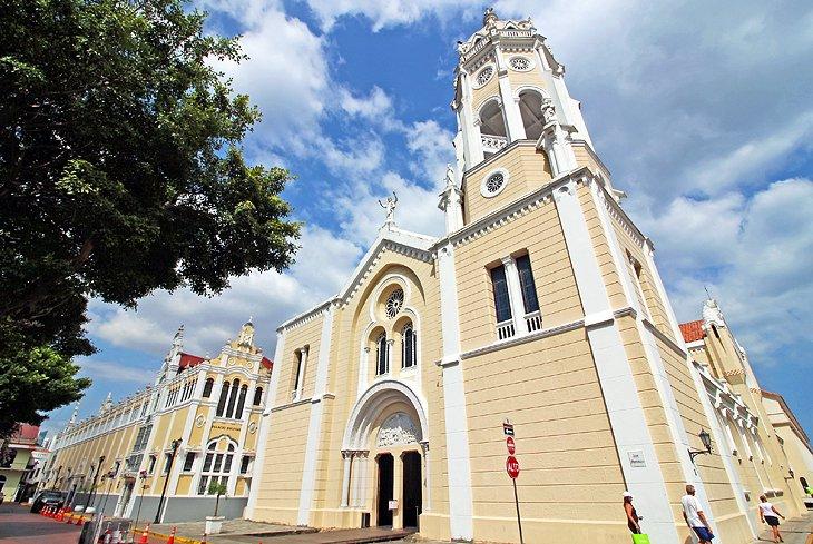 Plaza Bolivar dans Casco Viejo