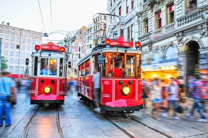 Tranvía en Istiklal Caddesi