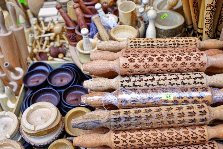 Artículos de cocina a la venta en Tahtakale