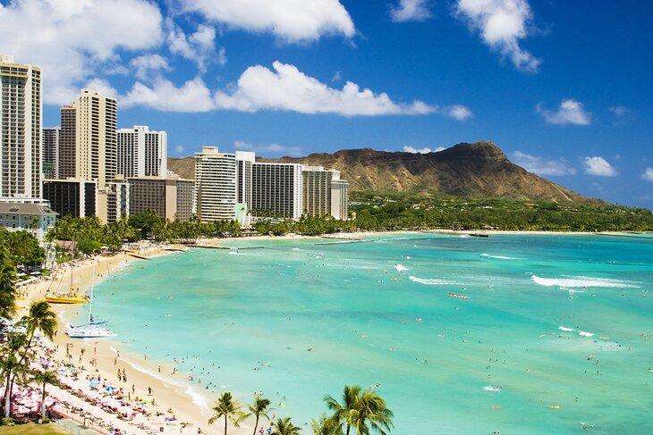 Waikiki Strand und Diamond Head auf Oahu