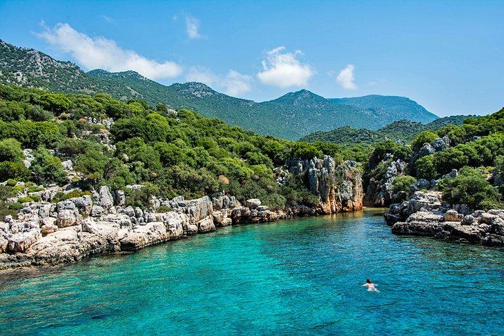 Hermosa agua clara en Kaş