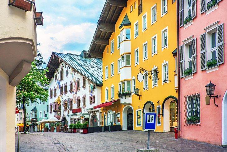Casco de colorido en Kitzbühel