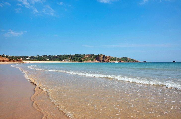 Playa de St. Brélade's Bay en la isla de Jersey