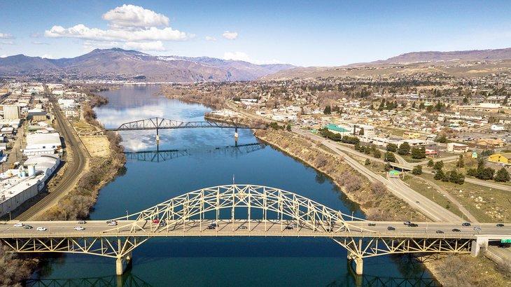 Vista aérea del río Columbia y Wenatchee