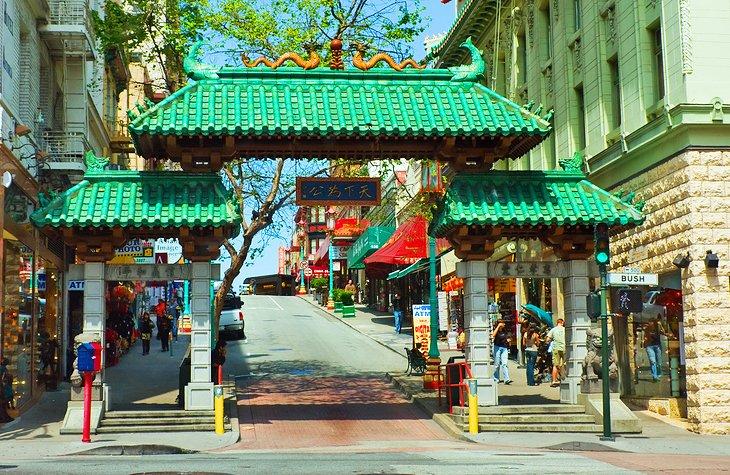 Puertas de Chinatown